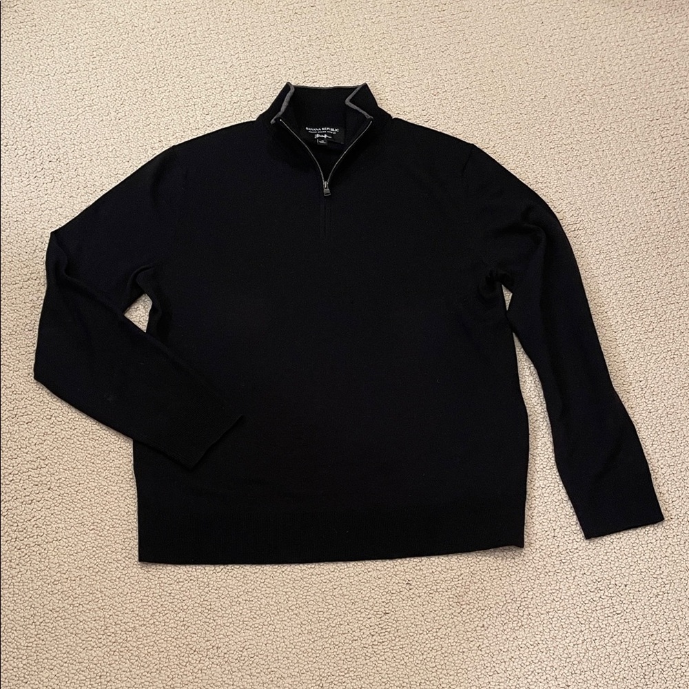 Banana Republic Black and White Zip-Up Sweater